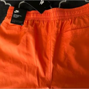 Men’s Nike shorts! Never worn (Size XS) fit more like a small!
